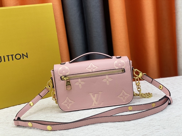 ルイヴィトンバッグ内部構造